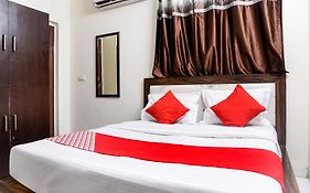 Hotel O Radhika Palace
