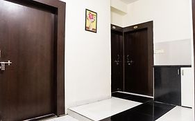 Hotel O Radhika Palace